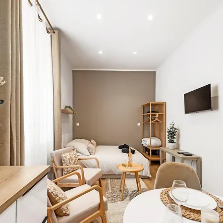 Maison Dutto 멍똥